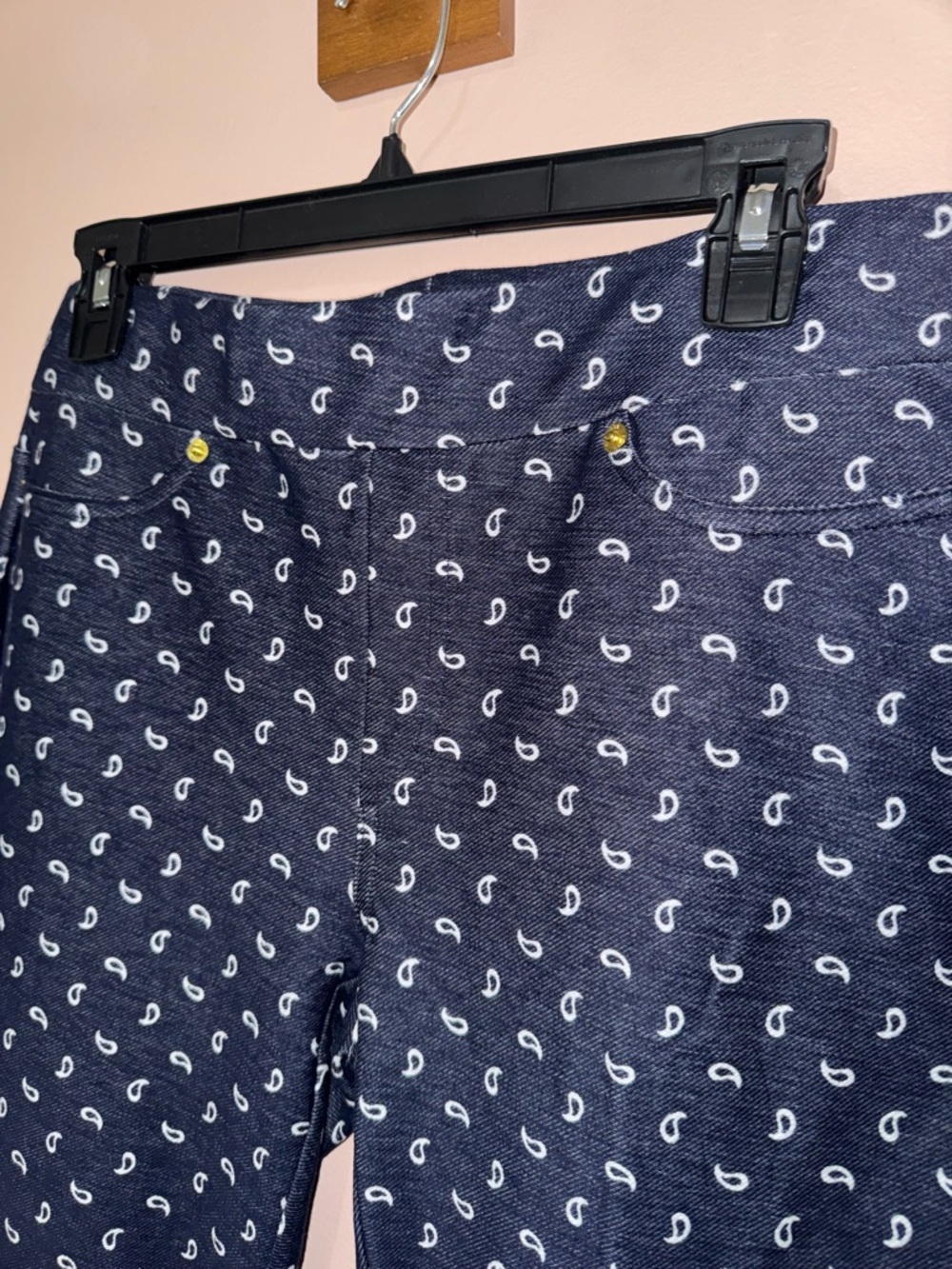 Michael Kors Women’s Navy Paisley Slim Chinos size Medium - Picture 2 of 7